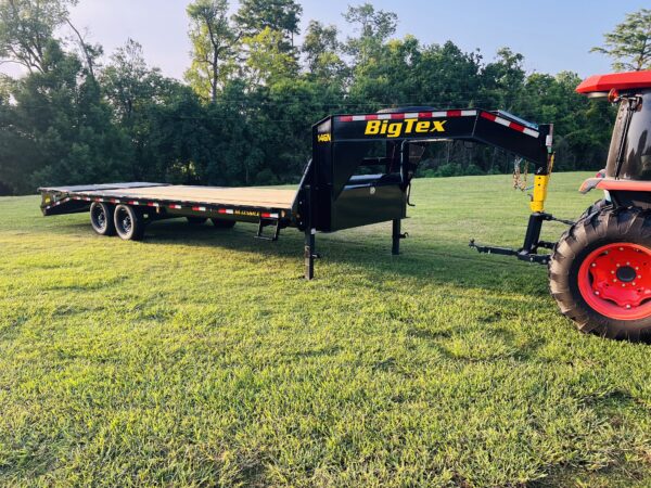 2026 Big Tex 14GN-25-MRBK (20'+5' with mega ramps)