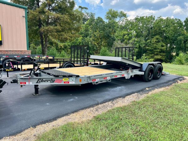 2025 Liberty Bumper Pull 22ft tilt (83"x16'+6') w/ 8k Dexter Axles – 17.5K GVWR